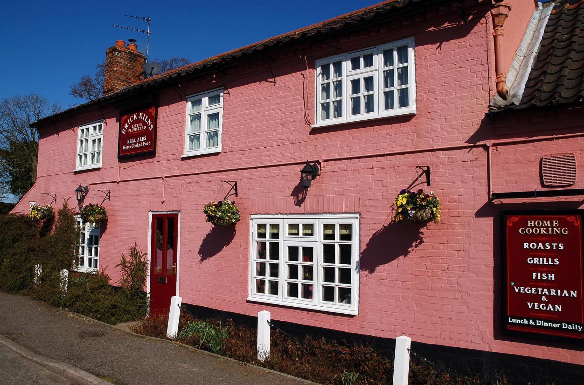 The Brick Kilns Hotel Salhouse Exterior photo